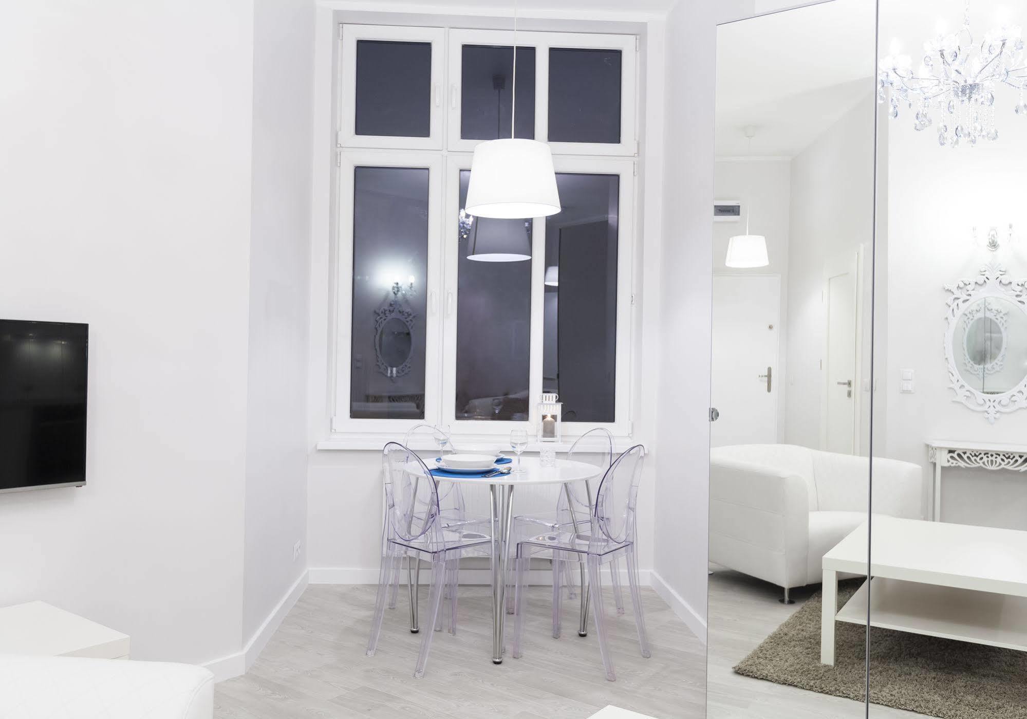 Homewell Apartments Stara Piekarnia Poznań Kültér fotó